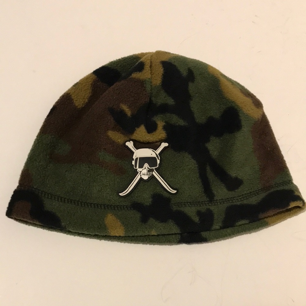 Old Navy camouflage beanie hat